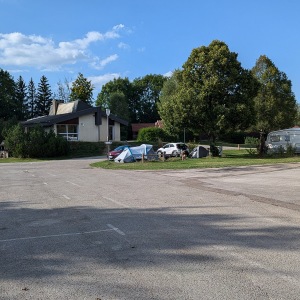 Camping caravaneige Jura Le Champ de Mars