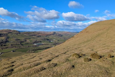 One Hundred House - Hill SIde